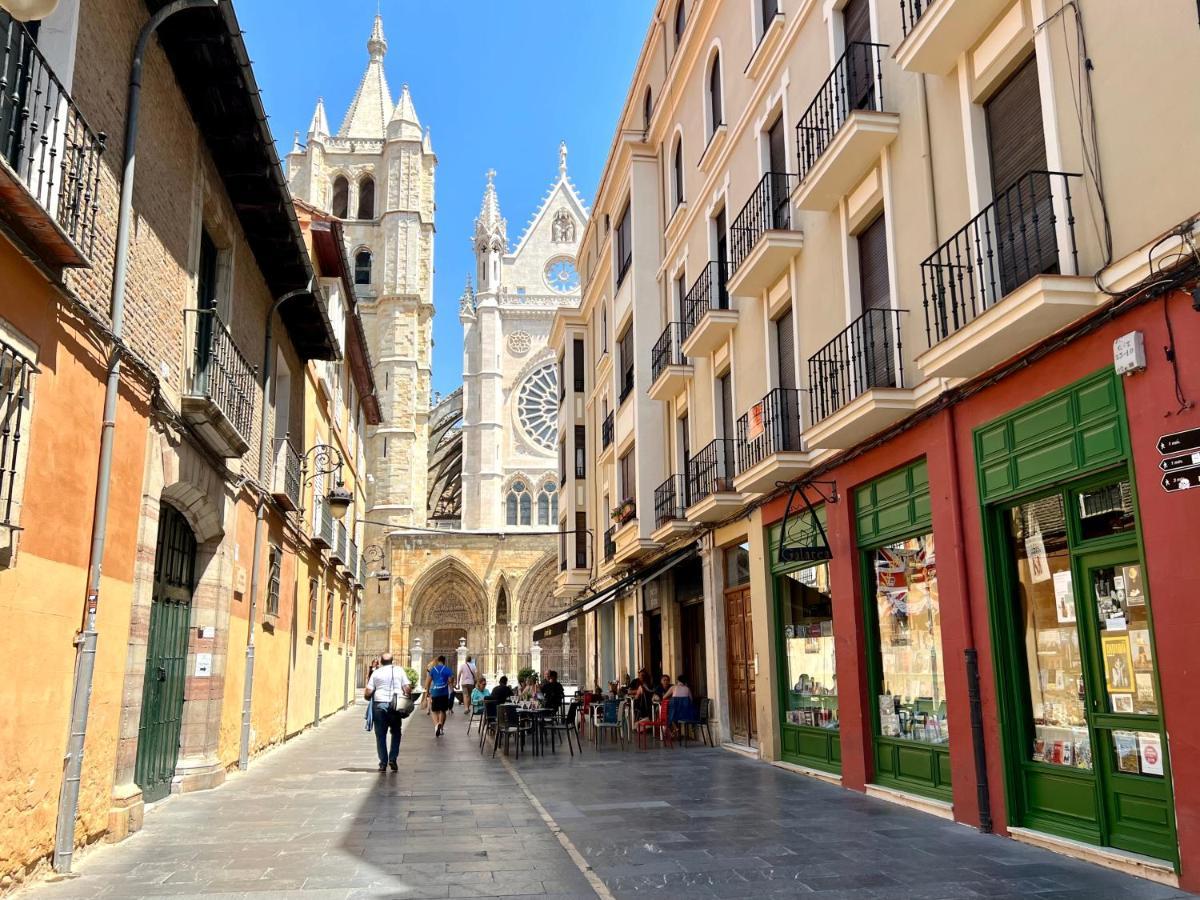Housing Catedral * Leon